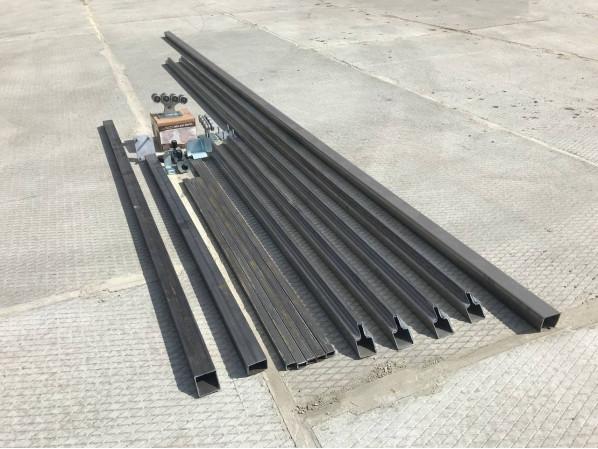 Відкатні ворота "Звари Сам" на проєм 3 метри, довжина воріт 5 метрів з Євроштакетником – фото