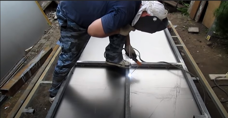 ворота розпашні своїми руками