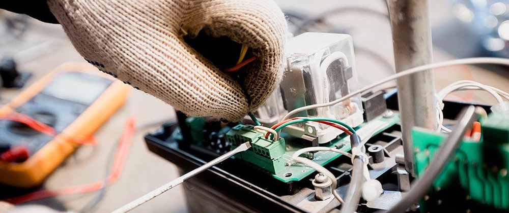 Види, типи поломок та ремонт воріт